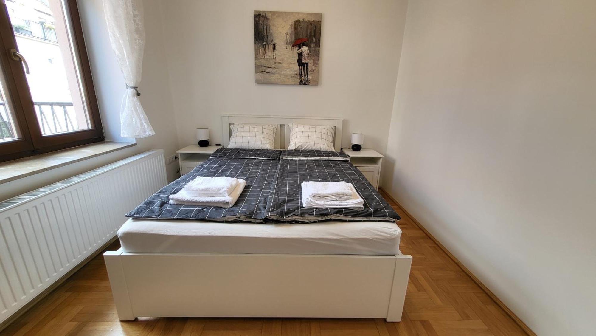Apartment Away From Crowds, Near To Center - Vaskapu